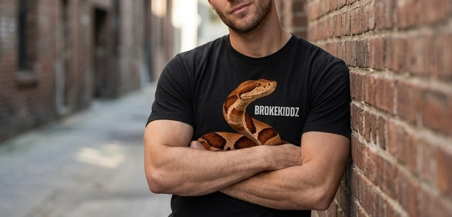 SERPENT STRIKE TEE
