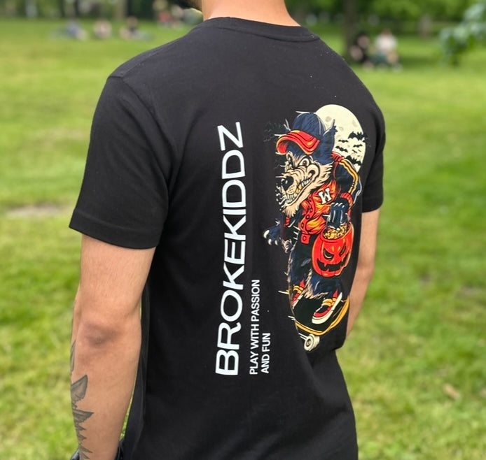 WOLF SKATE TEE